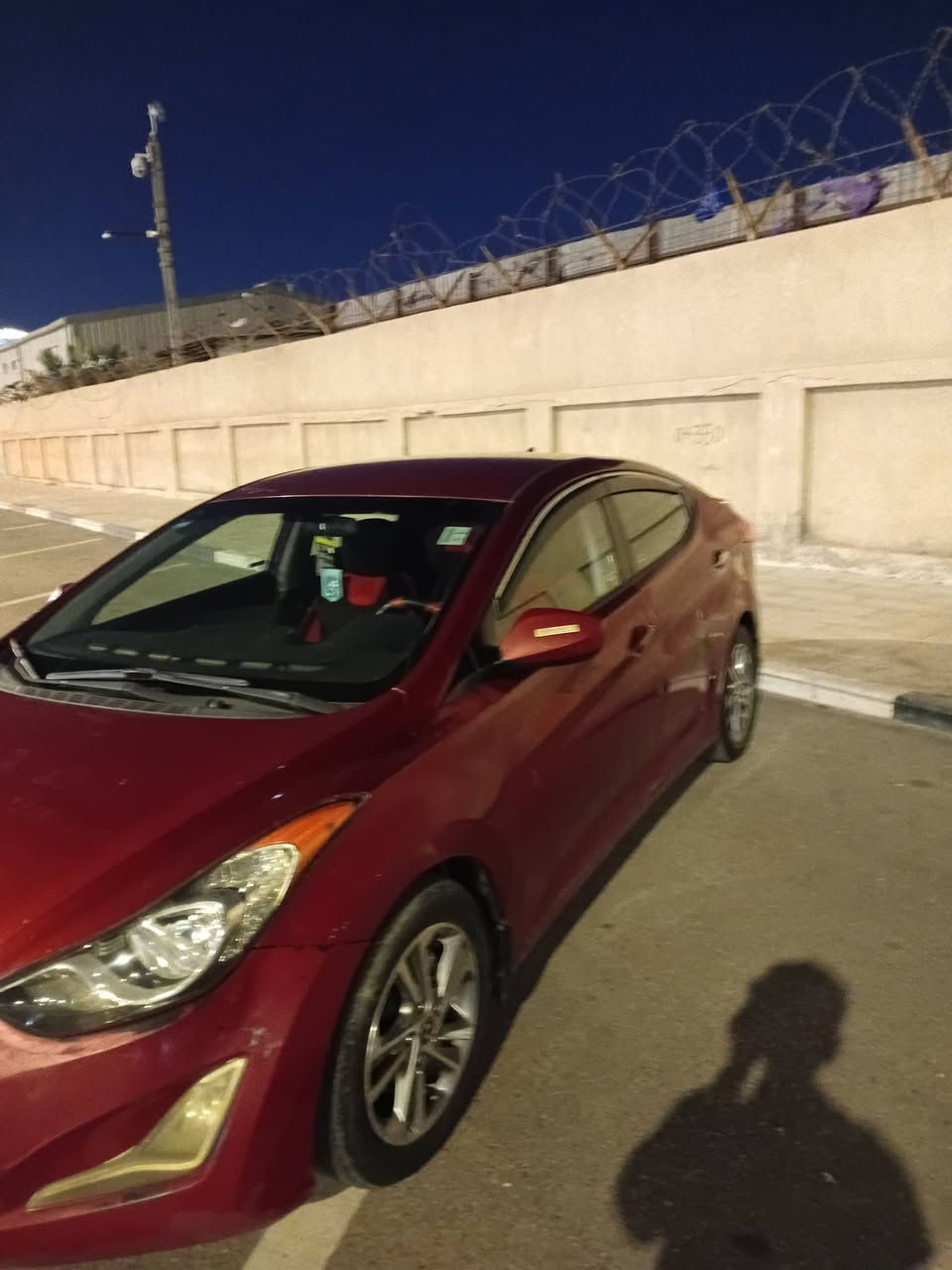 سلام عليكم النترا ٢٠١٢ كير عادي سيارة جاهزه من كلشي وارد امريكي ضربتها جاملغ خلفي صفحت السايق رايدها ٨٥ وبيها مجال الرقم ***********
