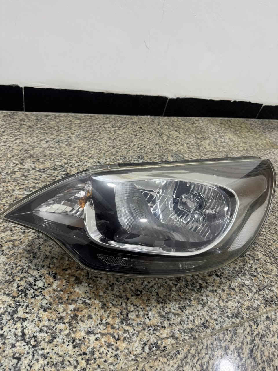 لايت كيا ريو بلادي تفصيخ نضيفات السعر 150 وبيه مجال  رقم مبايل ***********
