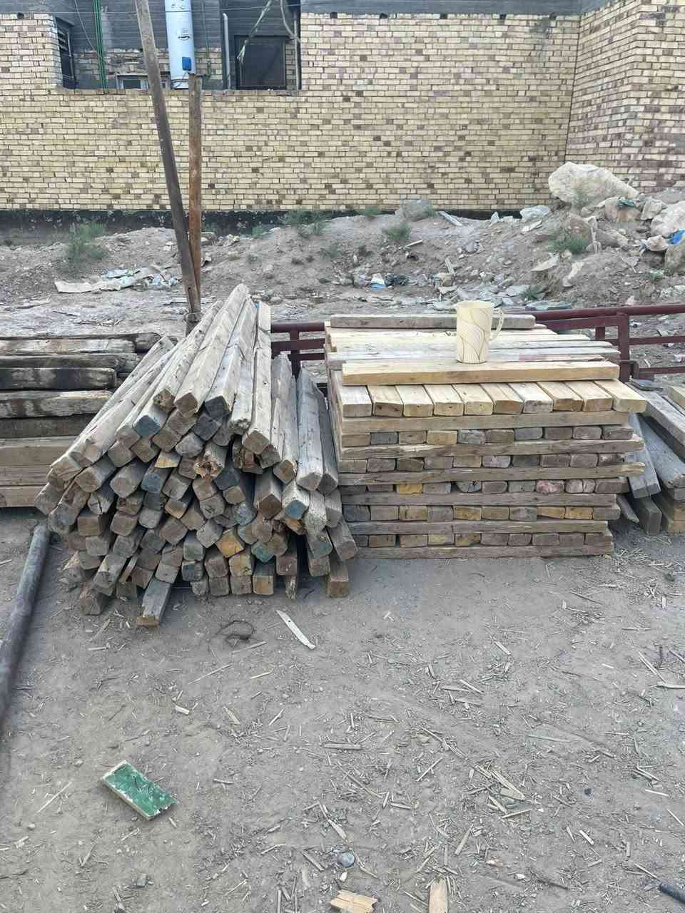 السلام عليكم سير 3*3و4*4و2*4 نضيف جميع  القياسات العنوان  بابل بسعر مناسب ***********
