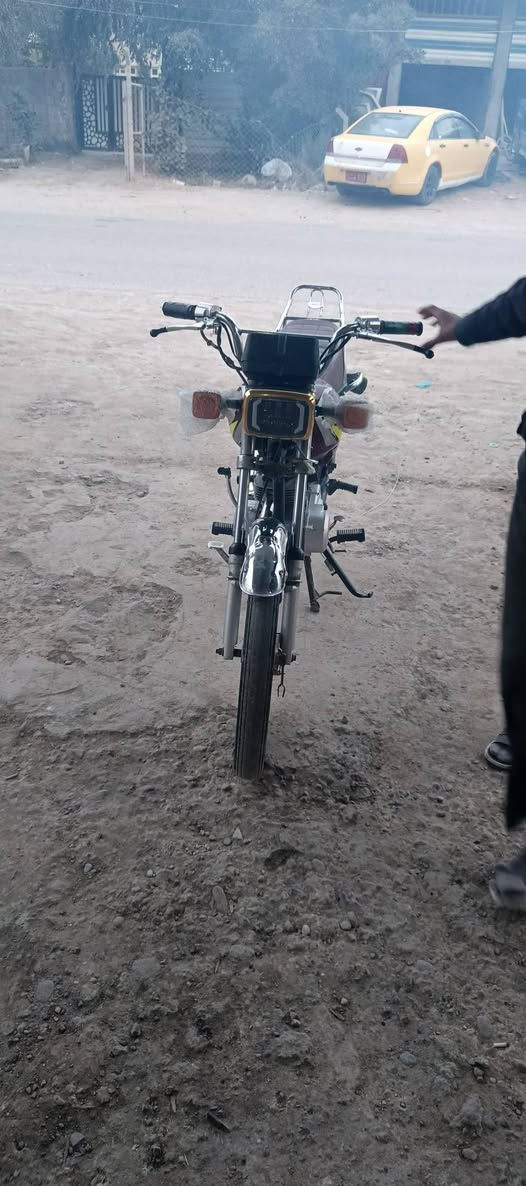 سلام عليكم دراجه تايكر موديل 20 اوراق مبدل بيها بستم ولفات بعدهي ع السحك ولفات 01 مكان بابل المسيب سعرها 425 وبيها مجال للطيبين اتصل ع رقم ***********
