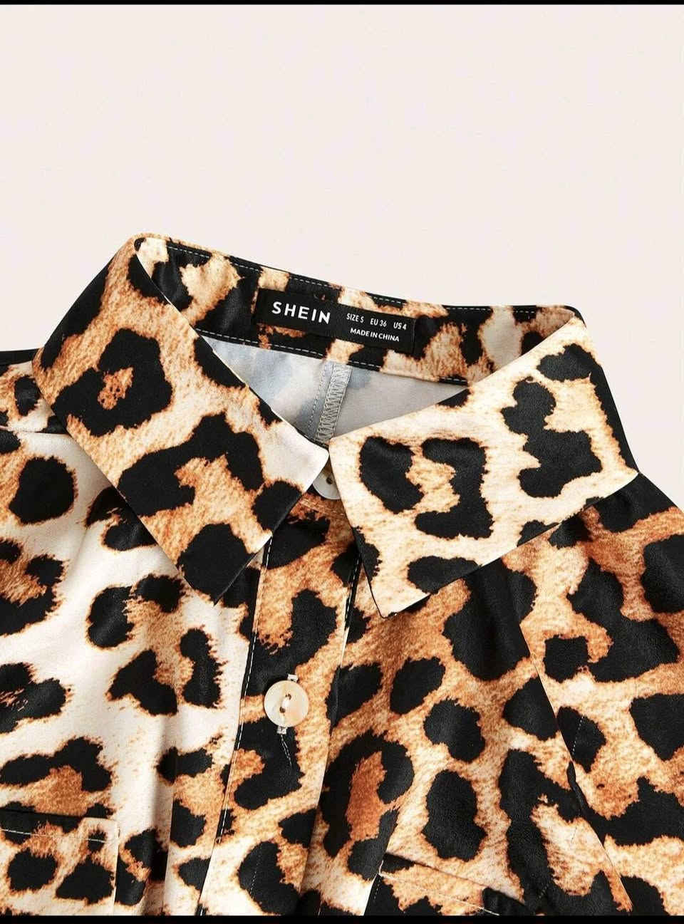 #متوفر 
 #شي_ان 
قميص طويل مخصر 
هذه الموديل قطعه وحده 
السعر ١٠
يلبس قياس L_XL
التوصيل لجميع محافظات العراق لمدة يوم الى يومان 
#explore #لايك #ملابس_العيد


**إذا كنت صاحب هذا الإعلان وتريد حذفه لأي سبب، رجاءا أرسل رسالة إلى الدعم الفني**