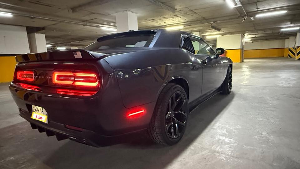 دوج جالنجر موديل 2019
لون ( نفطي طافي  ) بل سنوية 

_____________________________________

مكان🌆: اربيل               سعر💵:173$

تليفون📲: ***********

_____________________________________

◽️محرك V6 3.6L  سلندر 🔥🔥

گير و محرك بشرط مامفتوح

بدون صوت و صرف و خلل كل بشرط فحص

سيارة گير و محرك كهربائيات كله بشرط جديد

_____________________________________

◽️بيها ( واحد قطعة و شبر بارد )

🔹مزودة اويل كاجكان الاصلي . 

🔹 معمول الداخلية الياف كاربون فايبر حقيقي 

🔹 لايتات زنون الاصلي بدون ضفيرة كاملة  شركة دوج بدون ضفيرة مع تغير الالوان عن طريق التلفون 

_____________________________________

مواصفات

( بصمة - داخل اسود كامل  - شاشه  - گير ماوس - تشغيل عن بعد  - كشن كهربا - بادل شفت - كاميرا - حصاص - ڤؤليوم - تحديد سورعه   - وبعد )

_____________________________________

◽️اربع تايرات و ويلات جديد ويل هيلكات

🔹سيارة شرط بدون اى نواقص گير و محرك و حدادي و وكهربائيات كولة بشرط

سنوية باسمي رقم دهوك .
