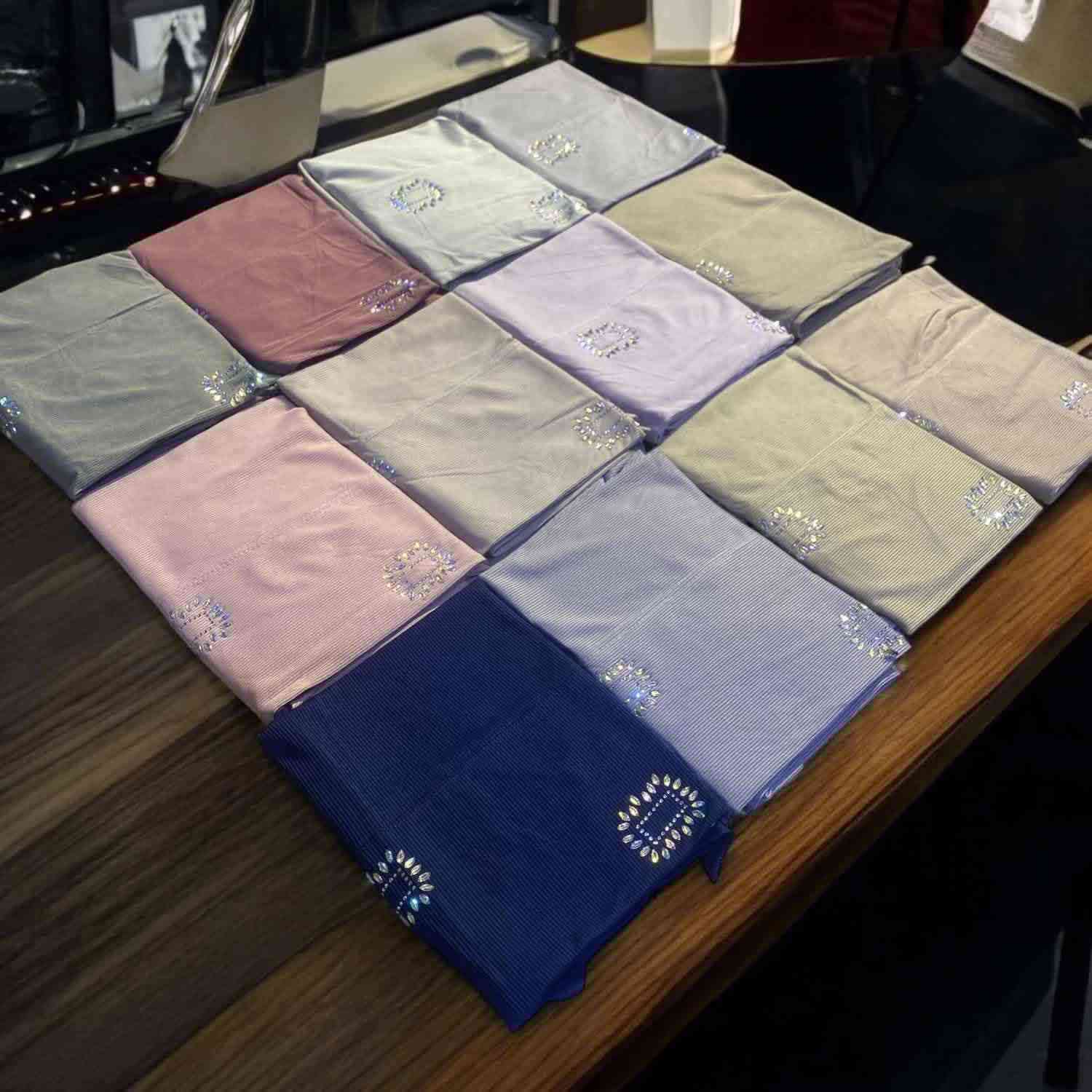 حجاب مثلث مقلم مشغول
الوان اصلي خامة ثقيله
للبيع جملة فقط بغداد, العراق


**إذا كنت صاحب هذا الإعلان وتريد حذفه لأي سبب، رجاءا أرسل رسالة إلى الدعم الفني**