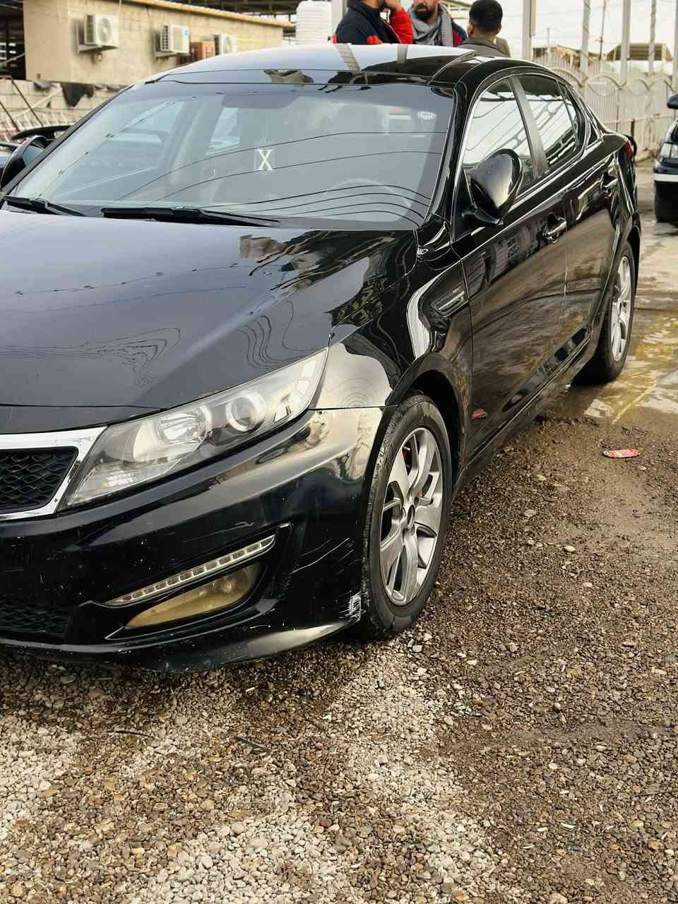 السلام عليككم
كيا اوبتما 2012 خليجي فول موصفات للأخير خنك 
محرك 2400 مبدل قبل شهر شرط حاويه 
بيها بنيد صبغ وجاملغ خلفي وباب 
صدر امامي خلفي جديد تخم تاير برجستون 
السعر 98 وبيها مجال بسيط 
***********
