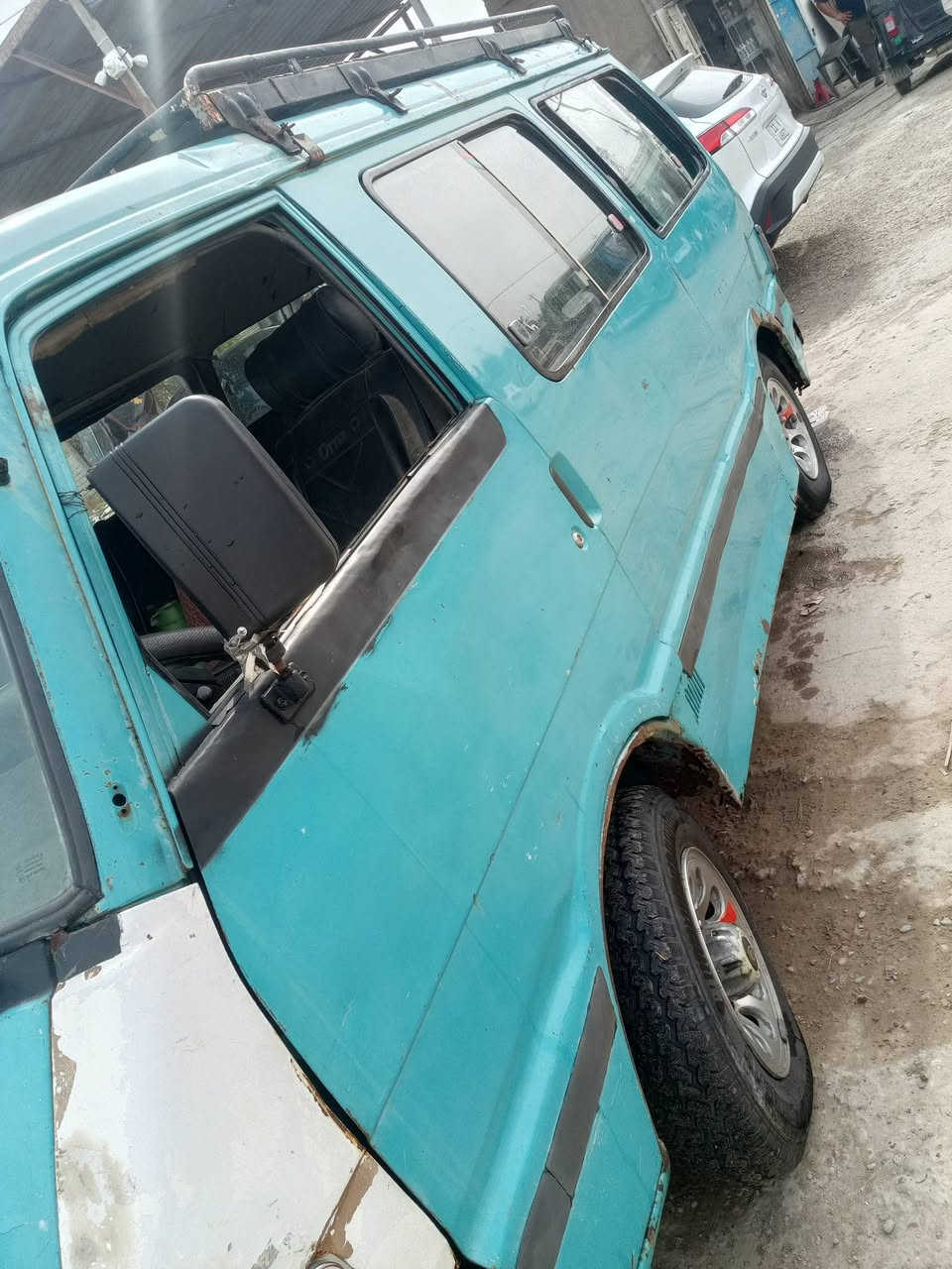 سلام عليكم خوان كيا بستا للبيع مكينه بية بخار قليل كير يفلت ثالث وثاني فقط سلف دينمو جديد كشر بلادي شواصي مكفولة سعر 15بية مجال حك جية ابيع كوم حديد *********** لاتصال
