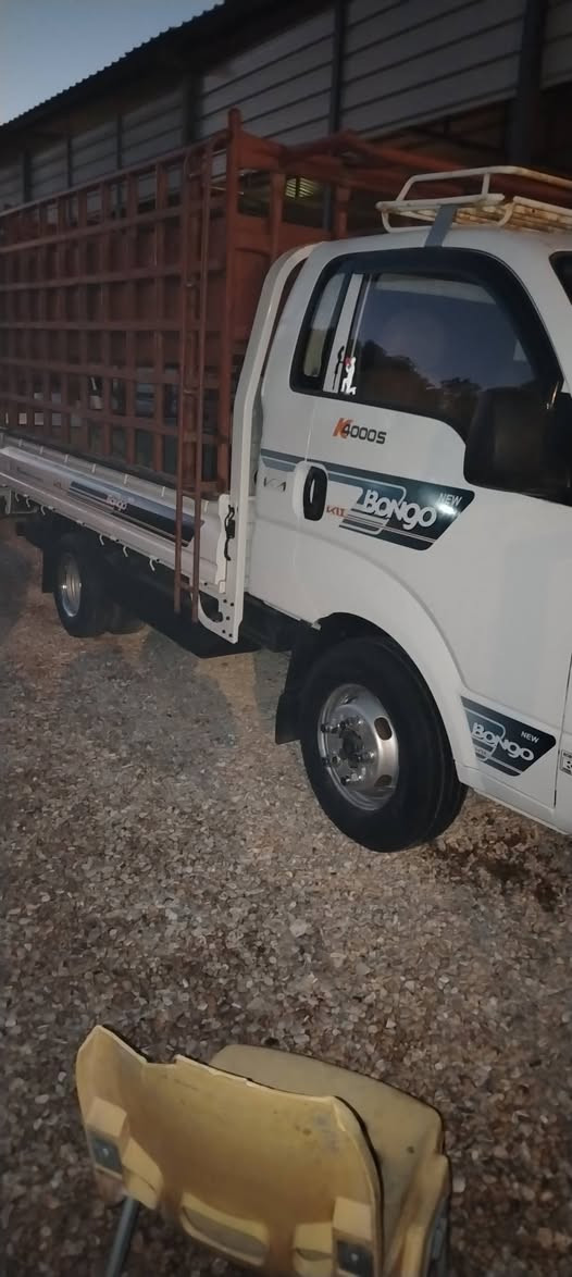 سلام عليكم للبيع 2023
ماشي 160
مكفوله عده بارد اربع اصبع موضح بلا فيديو
بسمي مدور ثاني يوم
السعر 185 وبي مجال
***********
