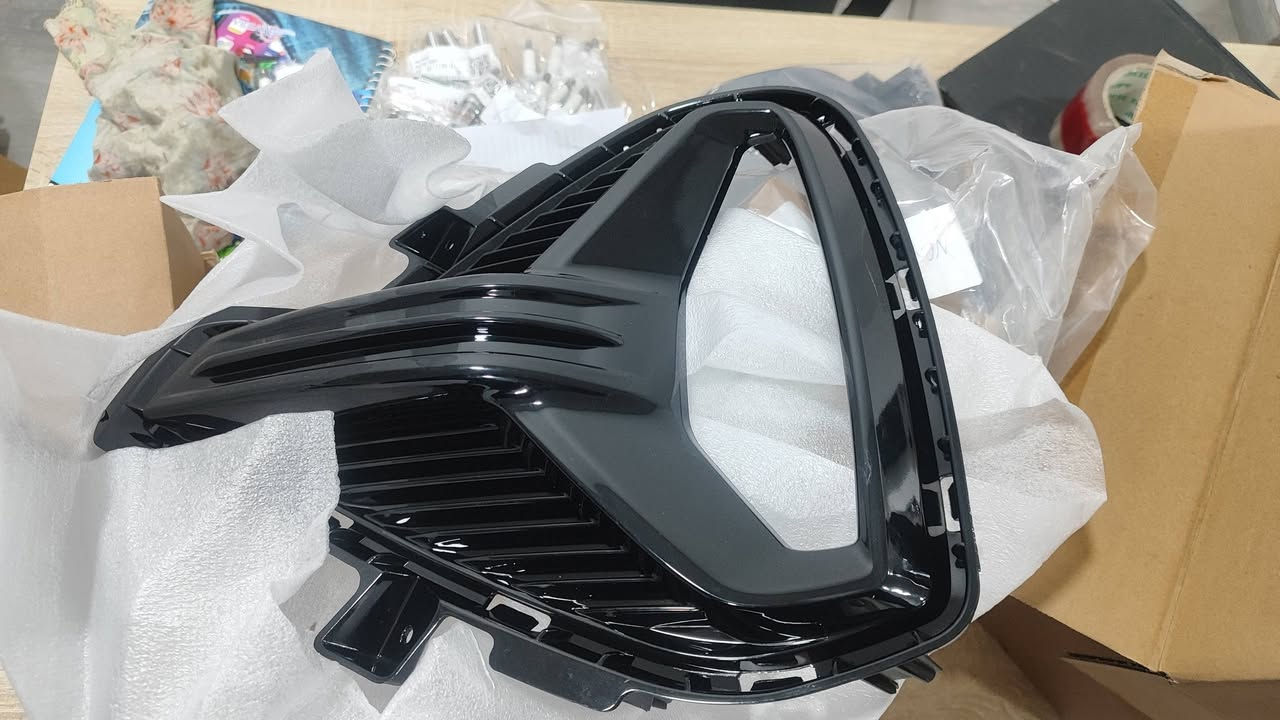 السلام عليكم تعديلات بروجكتر مع الاطار متوفر GAC GS4 ***********
