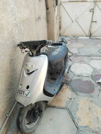 اخوان دراجه ستين للبيع كوم حديد  سعر 75 وبيه مجال رقم التصال 077461776...