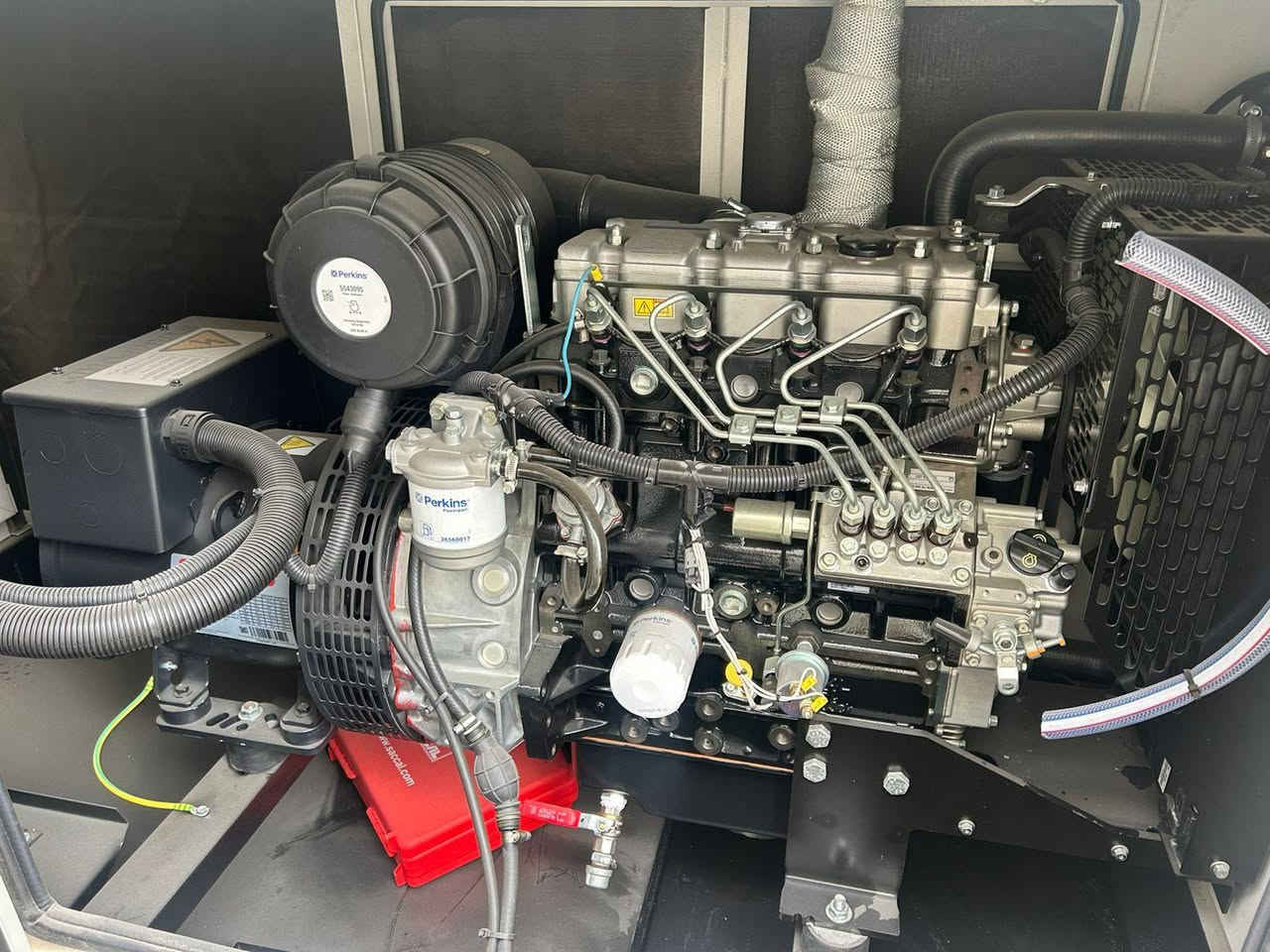 مساء الخير زبائننا الكرام🌹💙
تعلن شركة الصقال لتجارة و صناعة المولدات المحدودة عن وصول مولدة 22KVA 
-محرك نوع Perkins made in UK
-رأس التوليد نوع Stamford made in UK 
-كارت برودكشن نوع DSE اصلي
 made in UK
-كاتم لبناني ذو جودة عالية ملائم للاجواء العراقية وتحمل كافة الظروف الجوية مع ضمان سنة او 1000 /H ساعة ضمان حقيقي وبأسعار تنافسية.
- النقل والتنصيب داخل بغداد مجاناً.
للاستفسار الاتصال على فرع بغداد
***********
او مراسلة الصفحة.
