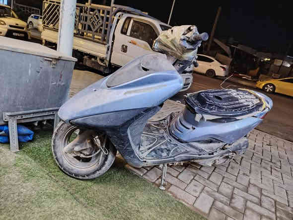 السلام عليكم
دراجة بريز للبيع فقط 
دراجة كفرات بلادية ختم واحد 
مكاتبة المعرض موجودة 
دراجة يرادلهة ترتيب مجفتة مرة وحدة 
سعر الدراجة  400 الف و بيها مجال للشرايا
ملاحضة كفرات الدراجة بلادي +كابريتر بلادي 
تشتغل سلف هندر بس بيها تاخير

***********
