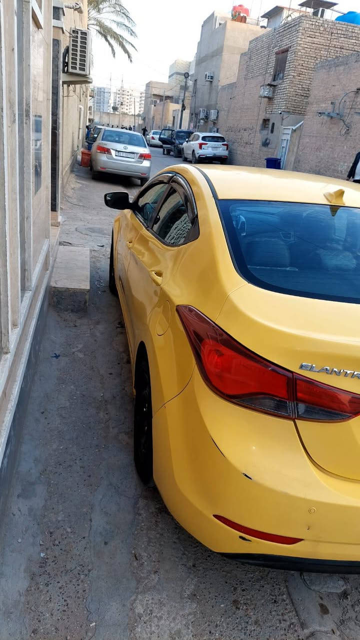 الانتره للبيع موديل ٢٠١٥ وارد أمريكي حادثها جاملغ الامامي و بنيد مبدل  بدون داخل السياره ليبل واحد تحكم ستيرن جيهتين نظام ايكو شاشه كبيره كامره خلفيه لسياره جاهزه مكينه كير تبريد   مشروع وطني سنويه بسمي  مصفر هيئه وغرامات ترايك وين مايعجبك السعر١١٣ ورقه وبيها مجال العنوان بغداد
***********
