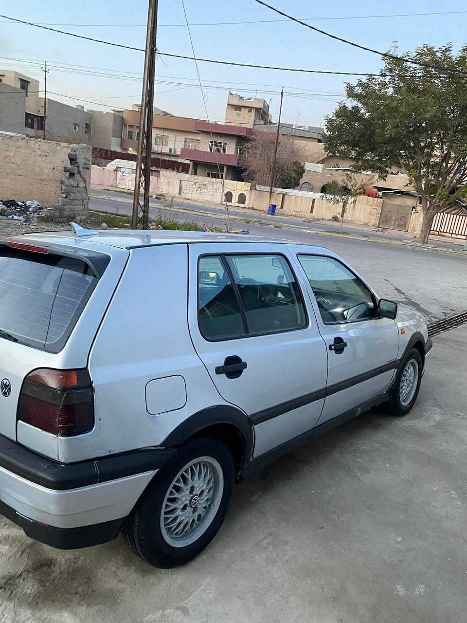 للبيع كولف نفخ موديل 94 مكينه 1800 كير 5 مال كصه تبريد تدفئه
طخم امامي وخلفي جديد طخم تايه باتري جديد رقم نينوى اجنبي شرط التحويل استيرن بور اربعه دسك قفل مركزي 
مكان السياره الموصل جانب الايمن


**إذا كنت صاحب هذا الإعلان وتريد حذفه لأي سبب، رجاءا أرسل رسالة إلى الدعم الفني**