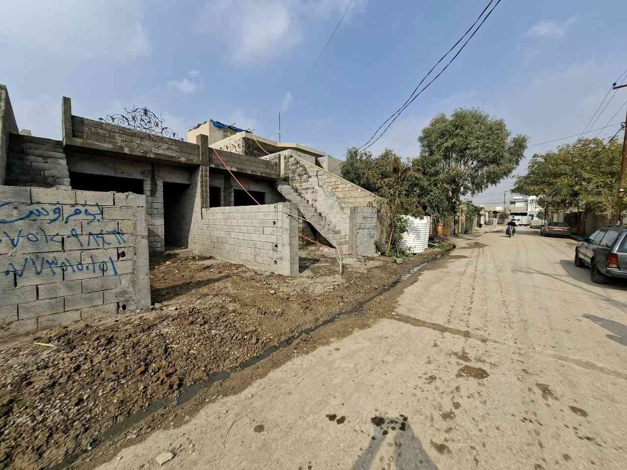 ئه م 2هیکل بؤ فرؤشتن

رووبه رى هه ريه ك له م هیکلانە100مه تره
كؤلانيكى كامل خه ده مات
٢تەنکی ٢٠٠٠لتر
2ئاو تيايه
2بير
4دكت
2كاره با
ته واوى ناوه وى هه يكه لانه له كورته ڤيدۆیە دانراوە

ناونيشان په نجاعلى ته نشيت مزگه وتى حاجى على

بؤ زانيارى زياتر په يوه ندى به ژمارانه بكه ن
***********
***********
