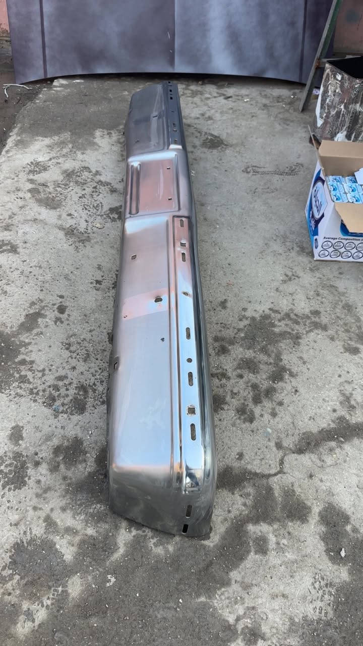 السلام عليكم 
غراض جمس شوفر 
العنوان بغداد المنصور 
*********** واتساب
