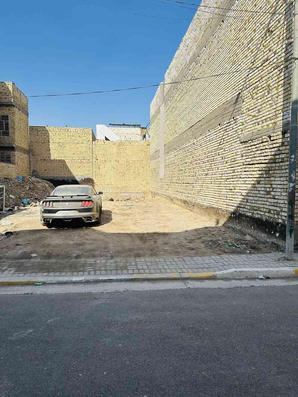 قطعة ارض للبيع  مساحة 138 واجه 6ونزال23.                              حي الفرات قرب شركة حمو رابي                                                      ***********
