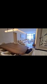 عندي 5 شقق للبيع مساحات مختلفه من ال٢٢٨ لحد ال١٩٨ وعالبحيره وحده موثث ...