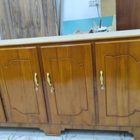 بوفية مستخدمة • شغل درجة أولى • قضاء الحي شارع الشباب