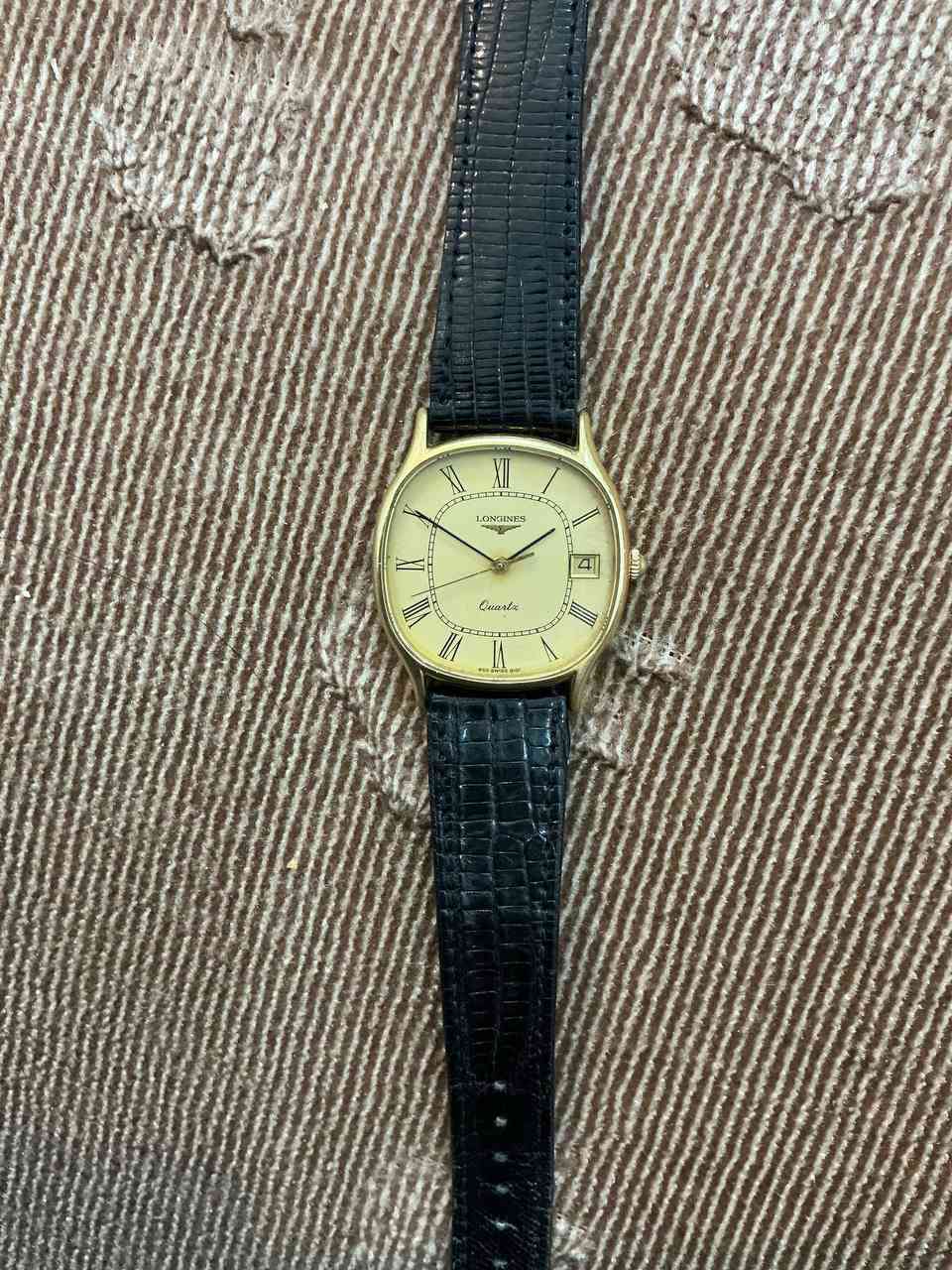 مرحبا لونجين رجالي سويسري اصلي تغليف بالذهب
خليت الها باتري ماشتغلت
ابيع فحم ع هذا الوضع ١٤٠ الف


**إذا كنت صاحب هذا الإعلان وتريد حذفه لأي سبب، رجاءا أرسل رسالة إلى الدعم الفني**