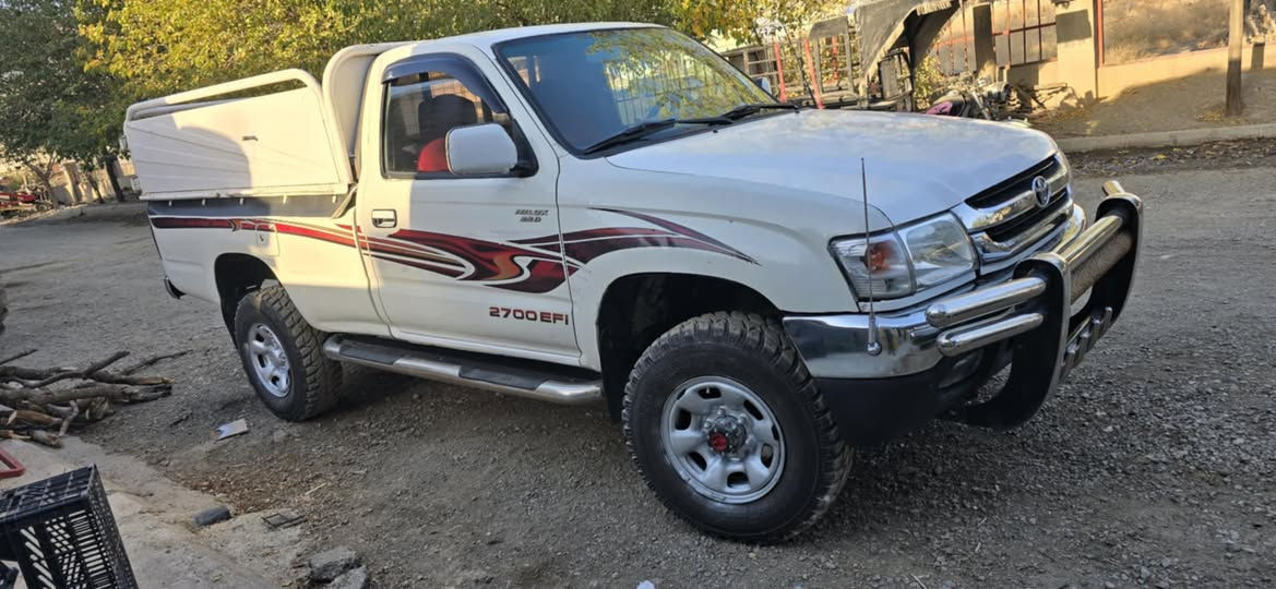 السلام عليكم جمرة 2003للبيع فورويل دبل اكسل كله شغال من دعامية لدعامية مكفولة تحويل اصلي رقم أربيل بس بونيد بي صبخ حار بارد كاربايي كلة شغال سعرة شدة***********
