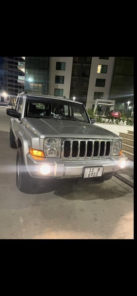 جيب كومندر موديل 2008
حدث امريكه جاملغ صفحت السايق 
والجملغ صفحت  السكن صبغ فقط 
صبغ البنيد بسبب الجراد  
رقم جديد بغداد 
داخله جلد 
محرك 7.3 وكير واكسل مكفول
السياره عليه ترفيعه 2.5 انج
صدر امامي جديد منضومه تبريد جديده 
منضومه بانزين كامله جديده 
بيه منضومه غاز ٦٠ لتر 
تحكم ستيرن حساسات خلفيه 
السعر ١٠٥ 
***********
