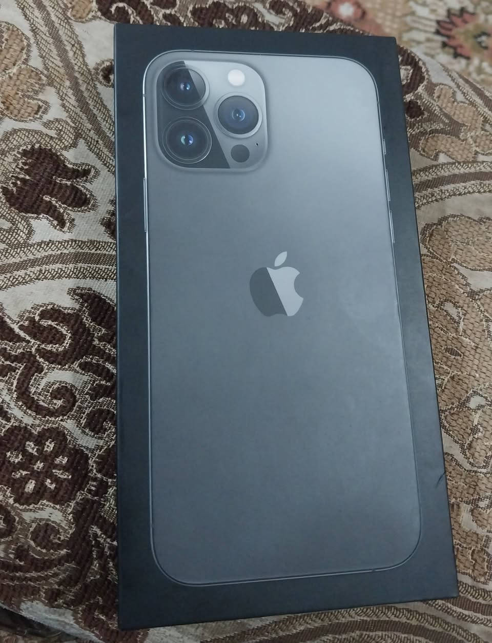 سلام عليكم ايفون 13برو ماكس ذكره ١٢٨ الون زيتوني نضيف البطاريه ٧٥ 
السعر 575 وبي مجال العنوان ناصريه مركز رقم الموبايل
***********
