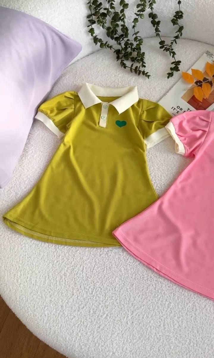 ✨تشيرتات لبنوتاتكم من عمر 3 إلى 9 سنوات✨
🩷 ومتوفر اطقم هم خامه ثقيله بسعر جداً مناسب 
💎 الخامة ثقيلة ومريحة
💰 سعر جداً مناسب لكل الأمهات!
🚚 متوفر توصيل لكافة أنحاء العراق


**إذا كنت صاحب هذا الإعلان وتريد حذفه لأي سبب، رجاءا أرسل رسالة إلى الدعم الفني**