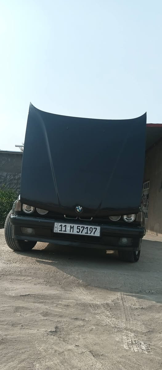 اسلام عليكم بيم 735 رقم بغداد مكفوله مكينه وكير وحداديه صبغ الجماليه بدون اي ضرر موديل 91 سنويه ل 28 تحويل ثاني يوم مكان بغداد محموديه ***********/***********
