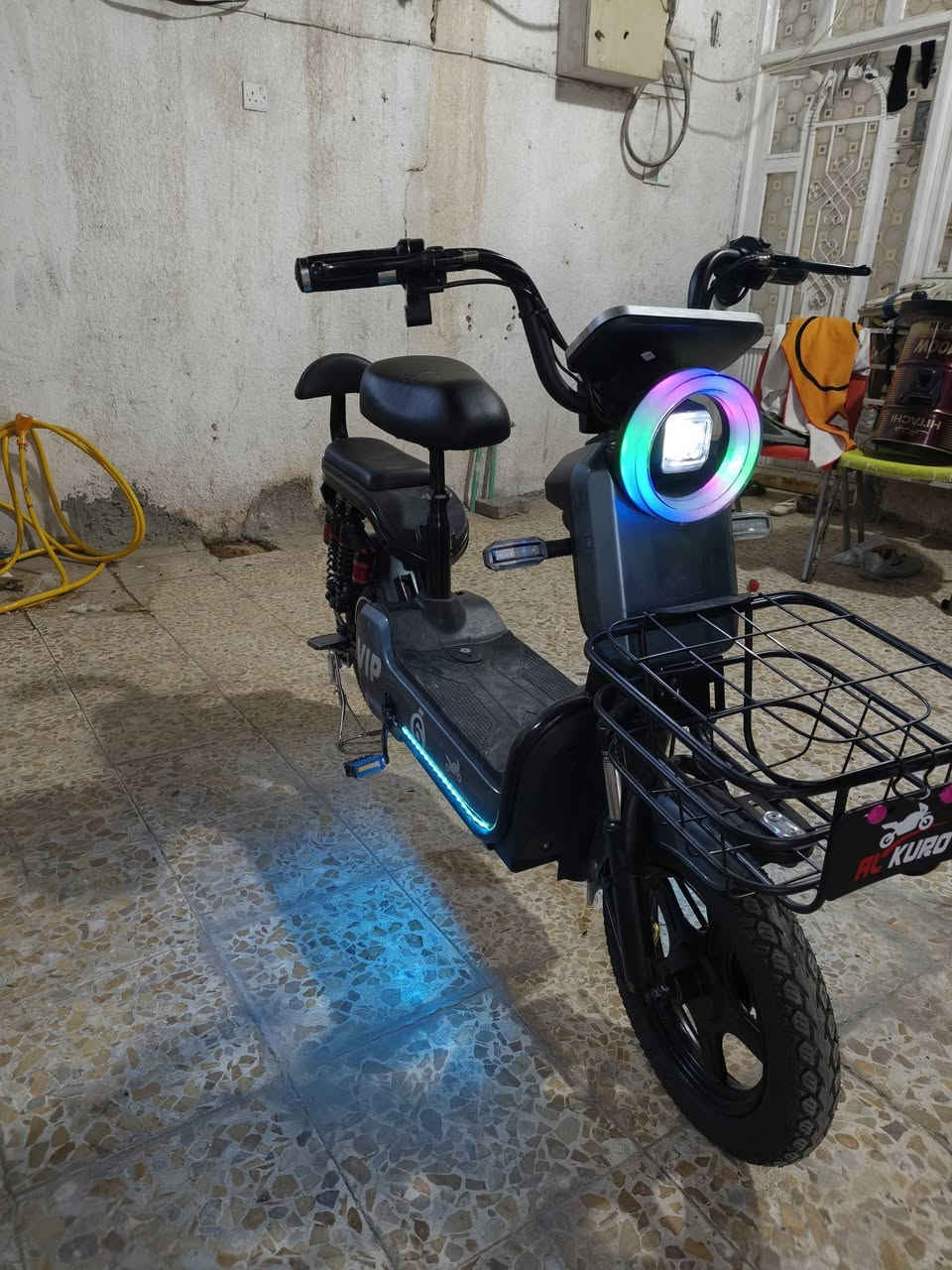 سلام عليكم دراجه شحن للبيع الدراجه شغاله كلشي مابيهة السعر 300 وبيهة مجال السكن  الرقم +964 773 732 3215


**إذا كنت صاحب هذا الإعلان وتريد حذفه لأي سبب، رجاءا أرسل رسالة إلى الدعم الفني**