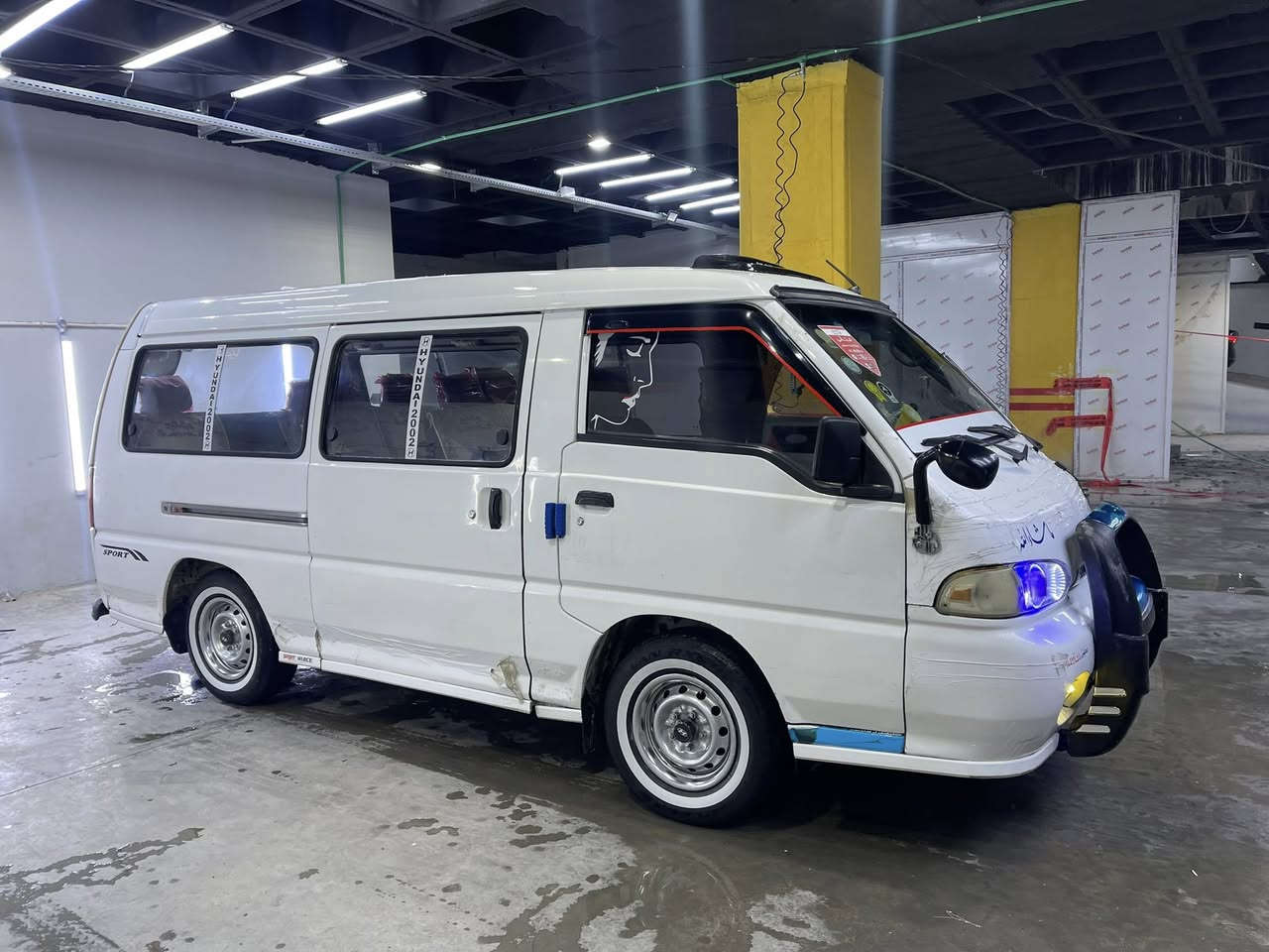 2002
بێ بۆیاخ
سەنەوی تا 2031 تازەیە بەناوی خۆمانەوەیە 
هەزە و بەڕادی نوێیە 
ئۆنجی 
***********
کەلار
