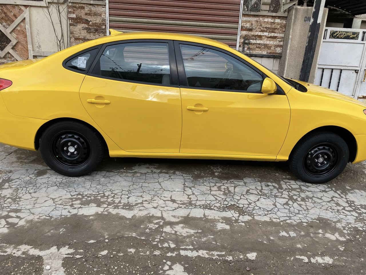 السلام عليكم
النترا 2010 بسمي 

محرك 2000 

كير / محرك / خير من الله 

تبريد ❄️ تدفئة 🔥 

كهربائيات كفالة ⚡️

حادثها جاملغ يسره بدون دواخل 

السونار مع الصور 

مكان بغداد 

***********
