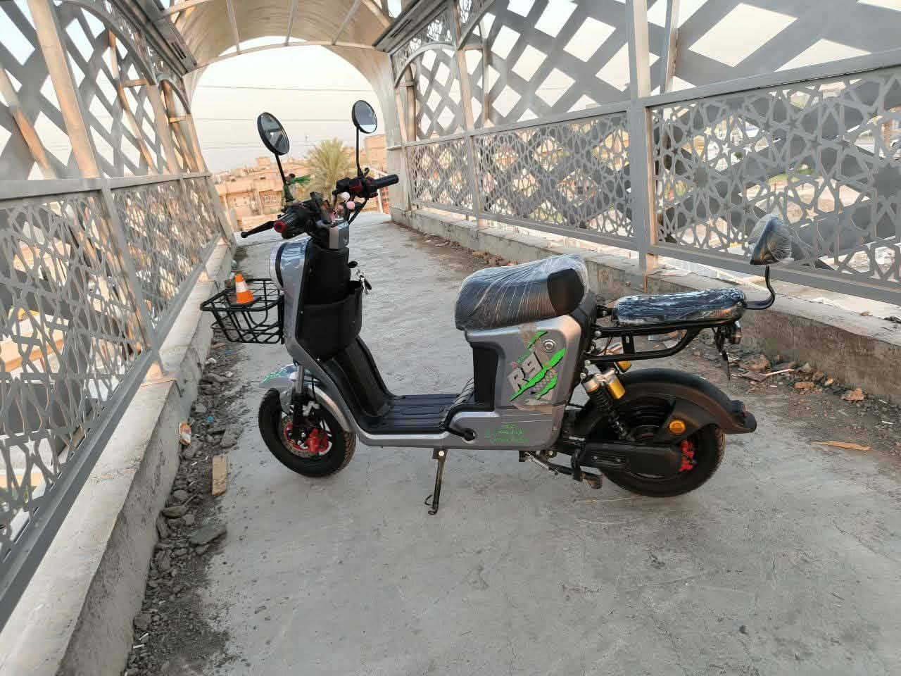 سلام عليكم
دراجه شحن نوع R9 موديل 2025
دراجه خير من الله بطاريات جددد مستعمله قليل دراجه اشاير يشتغلن زنون عالي ناصي دراجه تشتغل بصمه سويج كارت اربع سرع امبي ثري شغال لون سلفر 
دراجه خير من الله بريكات شحط دراجه مناقصهة شي دراجه جديده سعرهة 450وبيها مجال للطيبين مكان بغداد الشعب راسلني على هاذا الرقم *********** اوتصل مع تحياتي لكم
