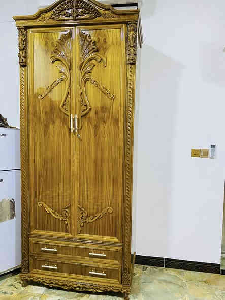 معرض الحامد لأثاث يعلن 😍 
عن وجود غرف نوم😍👌👌
وللتفاصيل والاستفسار❓❓❓❓❓❓❓❓❓
اتصل على هذا الرقم☎️☎️☎️☎️☎️
*********** حامد أبو محمد☎️☎️☎️☎️☎️☎️☎️☎️☎️
أو  ‭***********‬ عباس حامد 📱📱📱📱📱📱📱📱
العنوان هيت شارع الجري🏞🏞🏞🏞🏞
‏يوجد لدينا خدمة توصيل￼🚚🚚🚚🚚🚚
مقابل جامع عبد الله المبارك 🕌🕌🕌🕌
