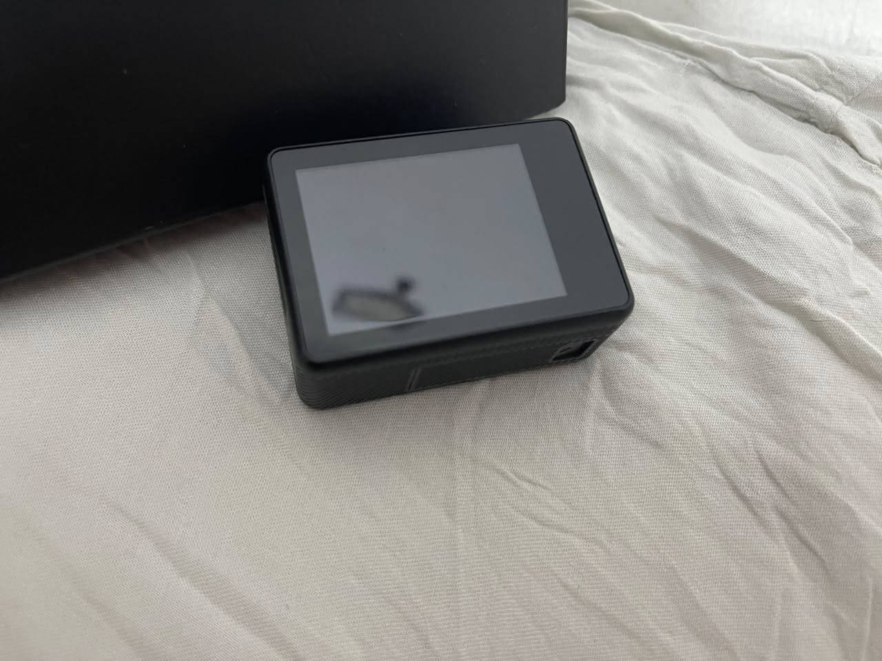 السلام عليكم 
كامره مغامرات فول 
تجي وياها بطاريتين 
وايفاي 
اكسسوارات كدامك خير من الله 
السعر ٤٠ وبيها مجال بسيط 
مكاني بغداد - الدوره


**إذا كنت صاحب هذا الإعلان وتريد حذفه لأي سبب، رجاءا أرسل رسالة إلى الدعم الفني**