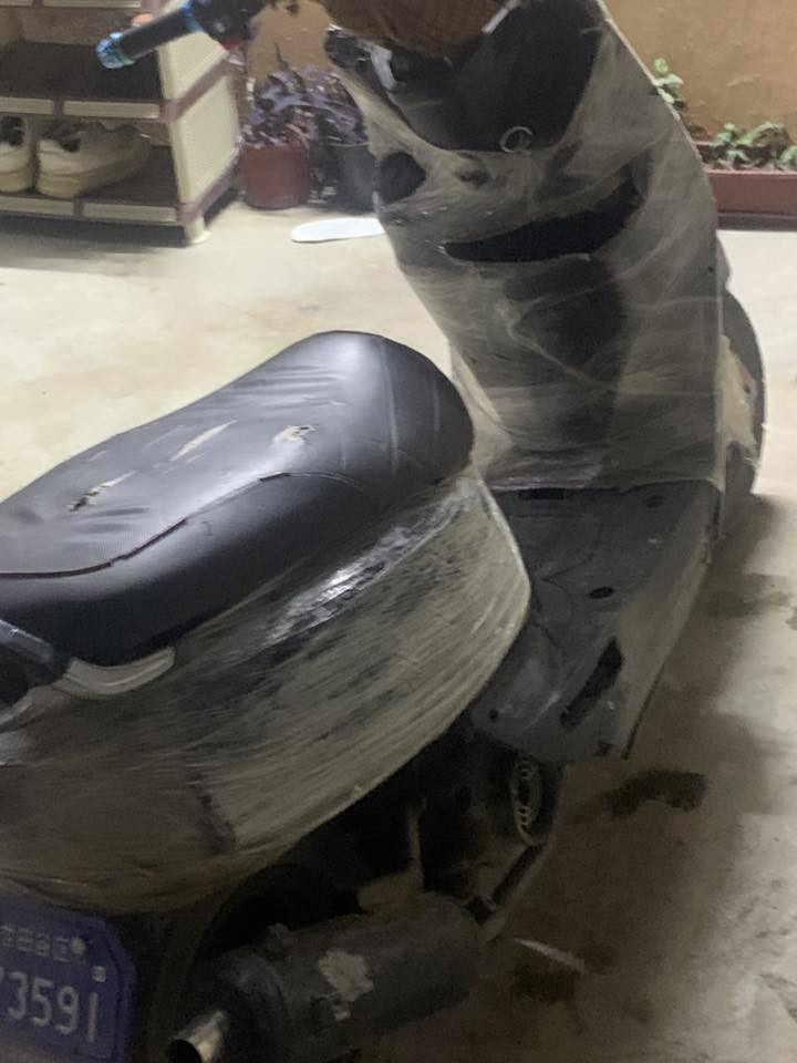 السلام عليكم دراجه ماكس بوليسي     (2018) محرك نضيف لا صرف لا بخار يراد اله بس كفرات القايش مبدل جديد دراجه استعمال بيت شغل لااكثر ولا أقل سعره (335) بيه مجال حگ الجية 
مكاني كركوك مجمع كوباني داخل 
رقمي (***********)
