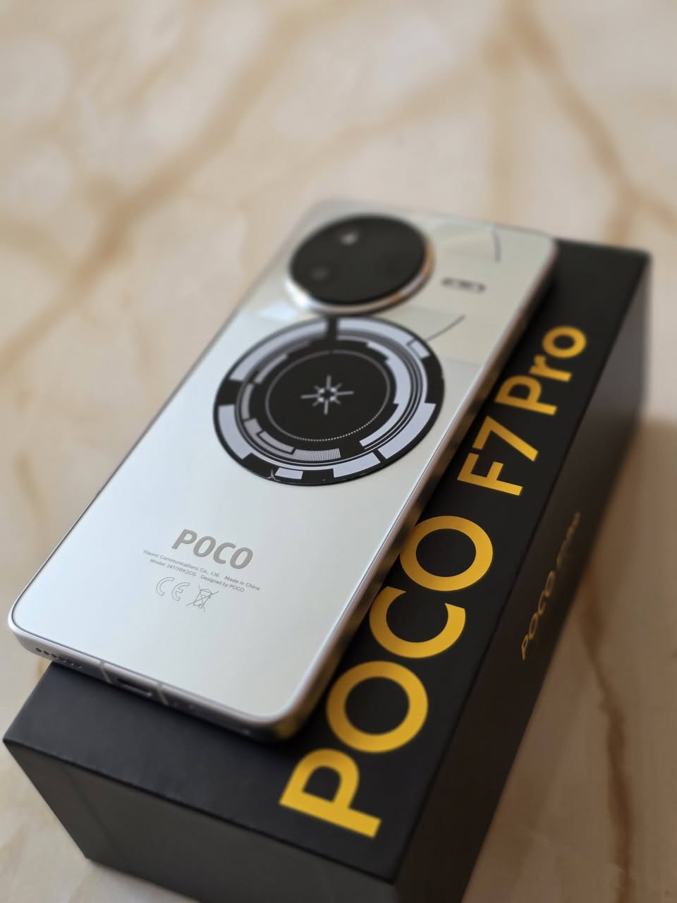 جهاز نضيف جدا  Poco F7 pro ذاكره 512  كامل ملحقاته كارتونه وشاحنة وكفرات اثنين وسماعة.السعر 550 مكاني بغداد مدينة الصدر (***********)
