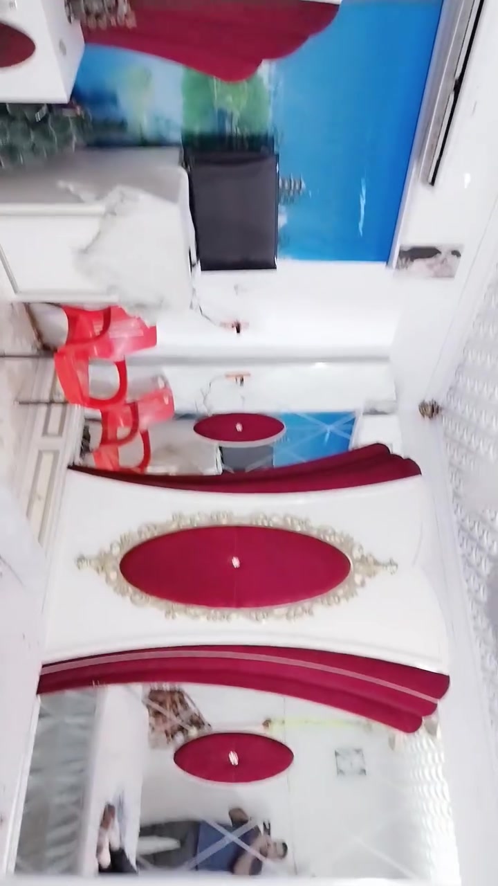 السلام عليكم بيت طابو صرف مكانه محاويل حي الاسرة مجاور مدرسه البركه مساحه 100متر 10×10 يحتوي على الطابق الارضي غرفه وصاله واستقبال ومطبخ مكرم السامع صحيات خارجيه وداخليه والطابق الثاني 3غرف وصاله سيد علي العميدي ***********
