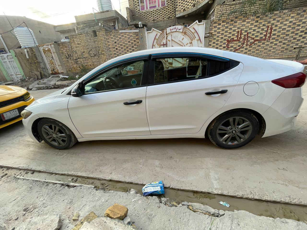 السلام عليكم،
النترا 2017 سونار موضح كدامك
محرك2000 دوش سيارة جاهزة من كل النواحي رقم ذي قار باسمي 
السعر120 وقابل للتفاوض
مكان شطرة
للاستفسار***********
***********
