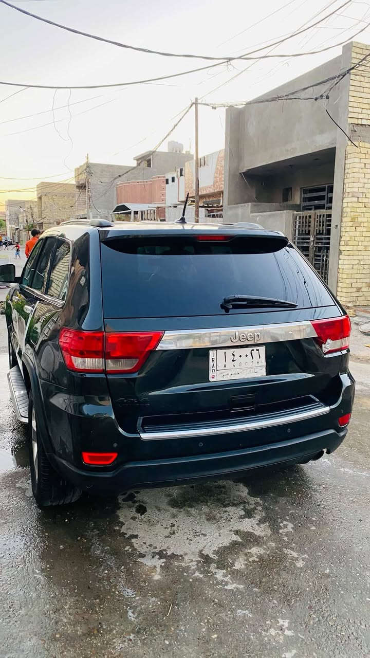 السلام عليكم جيب لاريدو 2011 بغداد بسمي
بيها صبغ احزام
رايدها 130 وبيها مجال
العنوان بغداد الدوره
***********
