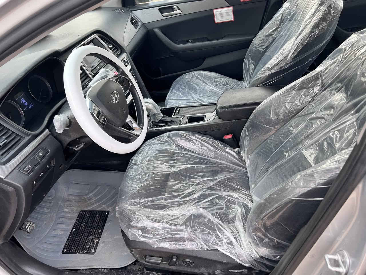 للبيع ادوات متوم اربيل
مديل ٢٠٢٠ كصه جنطه 
المكان نجف
السعر ٧٧ 
غاز اصل 
السياره احله من الصور 
***********
