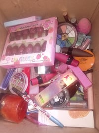 مكياج • عناية • ٨٠قطعة