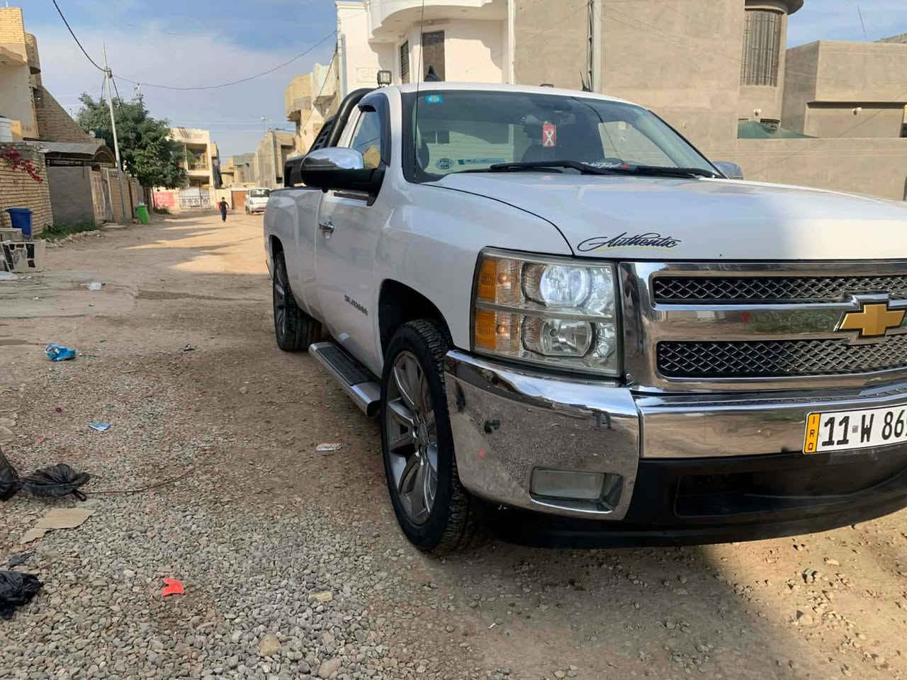 موديل 2012مكينه 6سلندر بسمي رقم نكليزي رقم ***********
