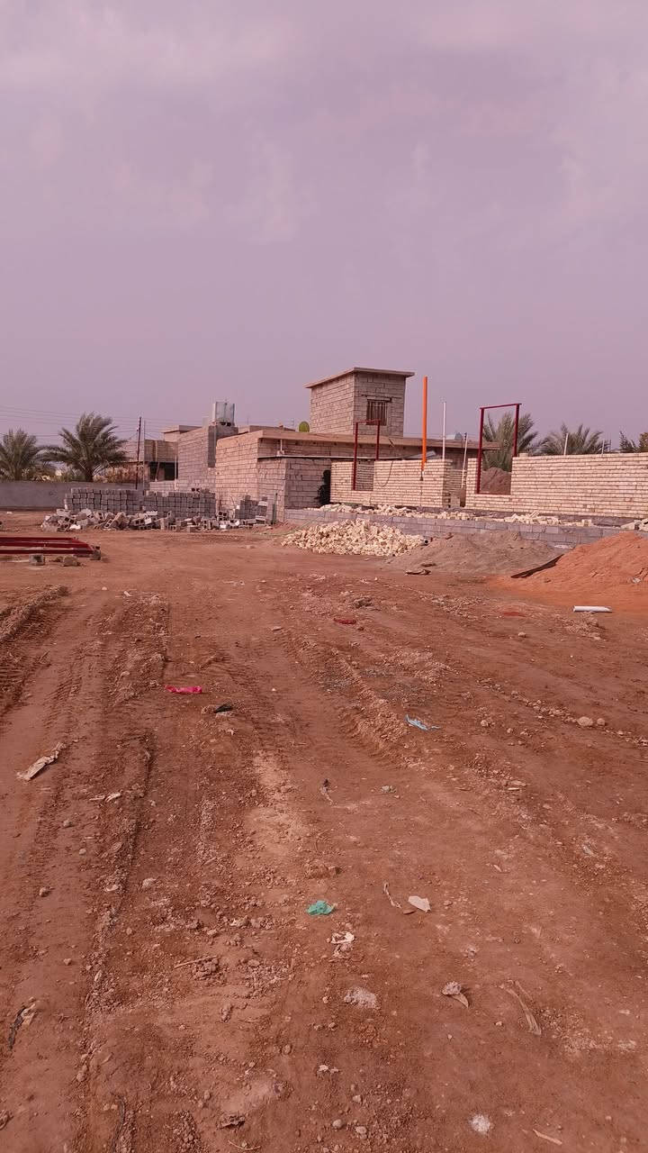 قطعه للبيع مساحه 260 طابو صرف زراعي شارع10 قرب جامع الباسط والتكيه. حي المختار. جميع الخدمات متوفره للئستفسار هـ***********
