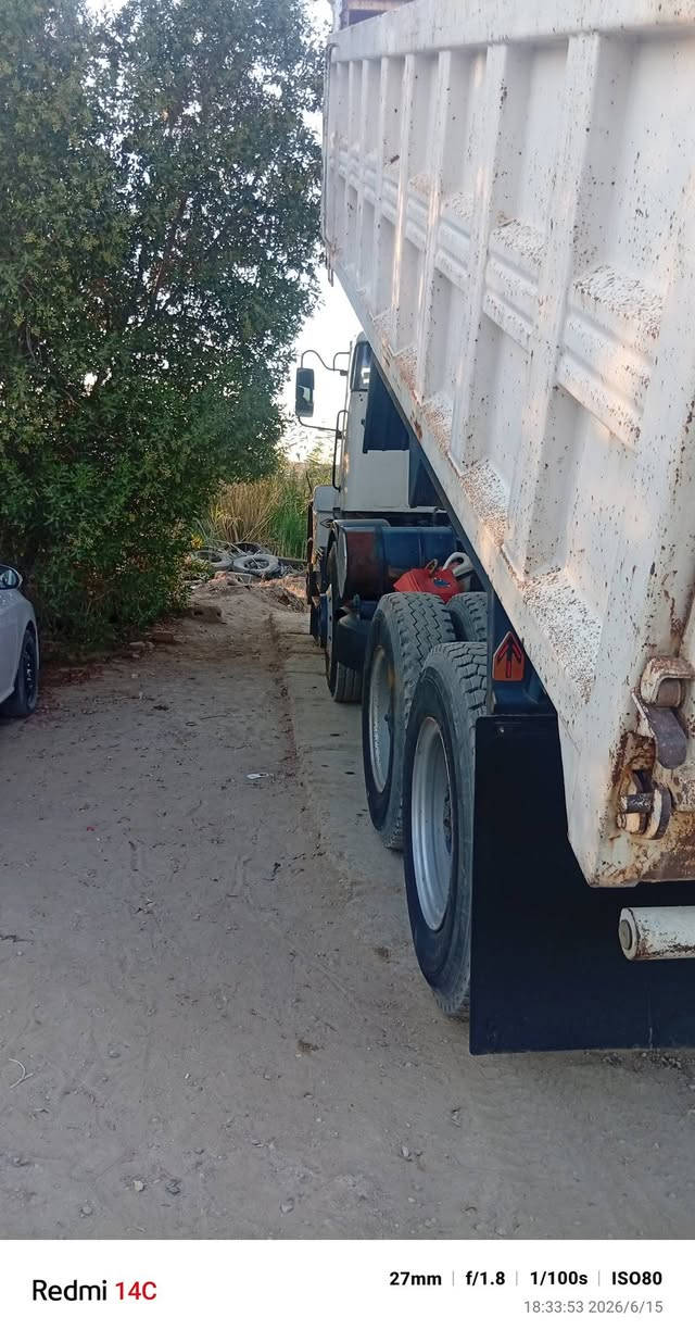 فالفو للبيع تمساح عكرب موديل ٩١. مكينه كير مجموعه شاصي مكفولات رقم الانبار الماني ال ٢٨  تخم تاير تبريد ثلج شرط تحويل مكاني ديوانيه قضاء عفك مكلف بلنشر ***********
