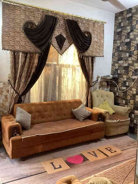 40 متر للبيع السيديه الضباط مربع القاده الاول 

يتكون من ثلاث طوابق 

الارضي صاله مطبخ صحيات 
الاول غرفتين صحيات
الثاني غرفه صحيات

جبهه 6

سعر 170 قفل

للاستفسار الاتصال على الارقام 
***********
***********
مكتب مدينه الرباط السيديه شارع المركز الصحي مقابل صيدليه بر الدواء
