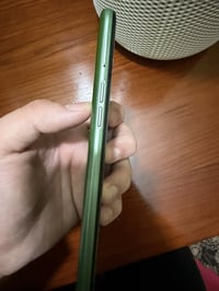 ريلمي 6i • نظيف • مع الكارتونه