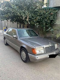 مرسيدس ٣٠٠ • ١٩٨٩ • تحويل ثاني يوم