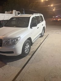 ٢٠١١ • ماشي ١٦٠٠٠٠ • رقم اربيل