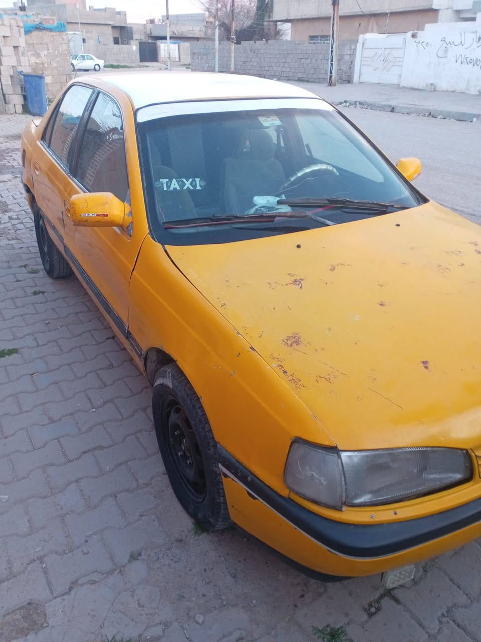 السلام عليك عليك احبتي هوندا للبيع 
موديل 93 كير محرك صدر شرط تحويل وكاله
مكان تكريت سعر 10وبيه مجال
للتواصل ***********
