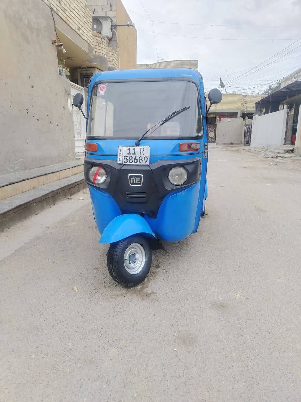 سلام عليكم شباب تكتك موديل 20 رقم وسنويه مكاني بغداد الكماليه شارع الاصفر  رقمي     ***********
