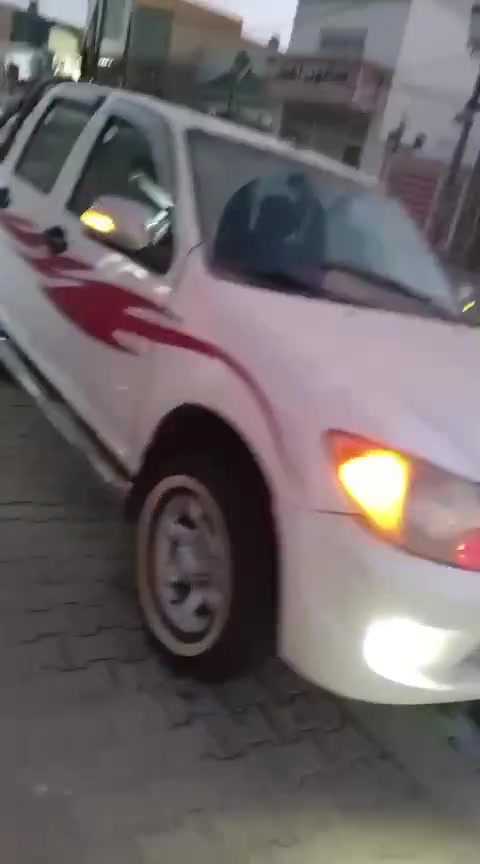 سلام عليكم
بيكم كنو 2012 سنوية بسمي سيارة مكفولة كير مكينة تبريد  جاهزة مكاني نجف حي نصر  سعر 55
***********
